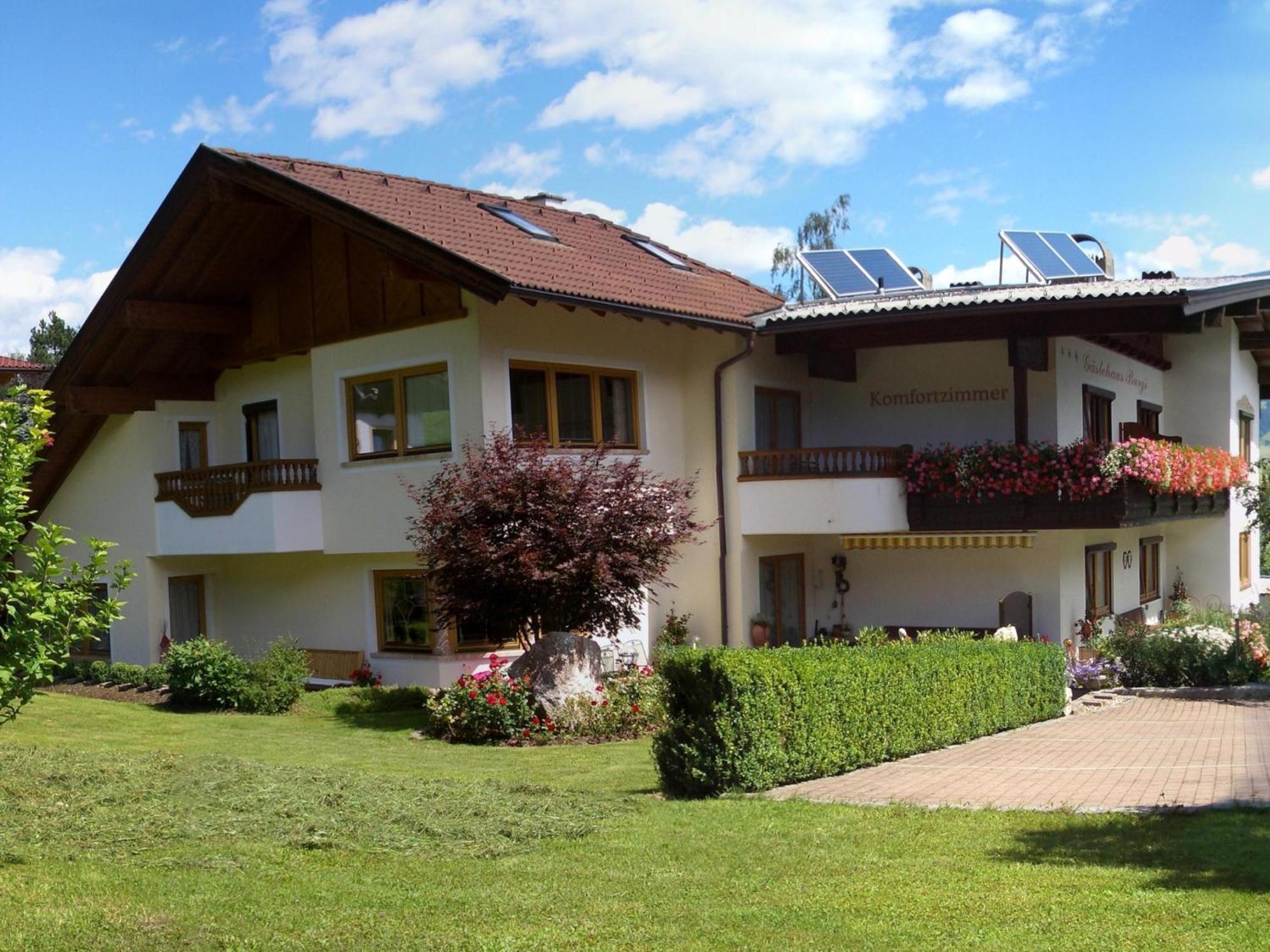 Gaestehaus Burgi Fuegen Ngoại thất bức ảnh