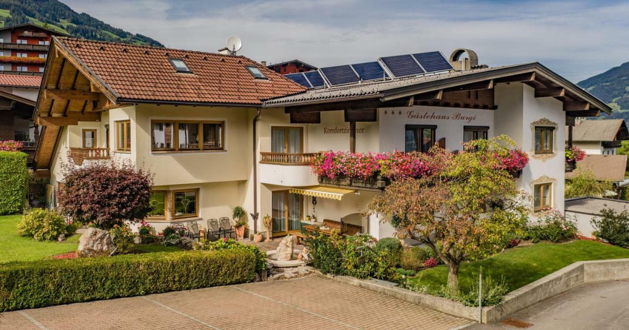 Gaestehaus Burgi Fuegen Ngoại thất bức ảnh